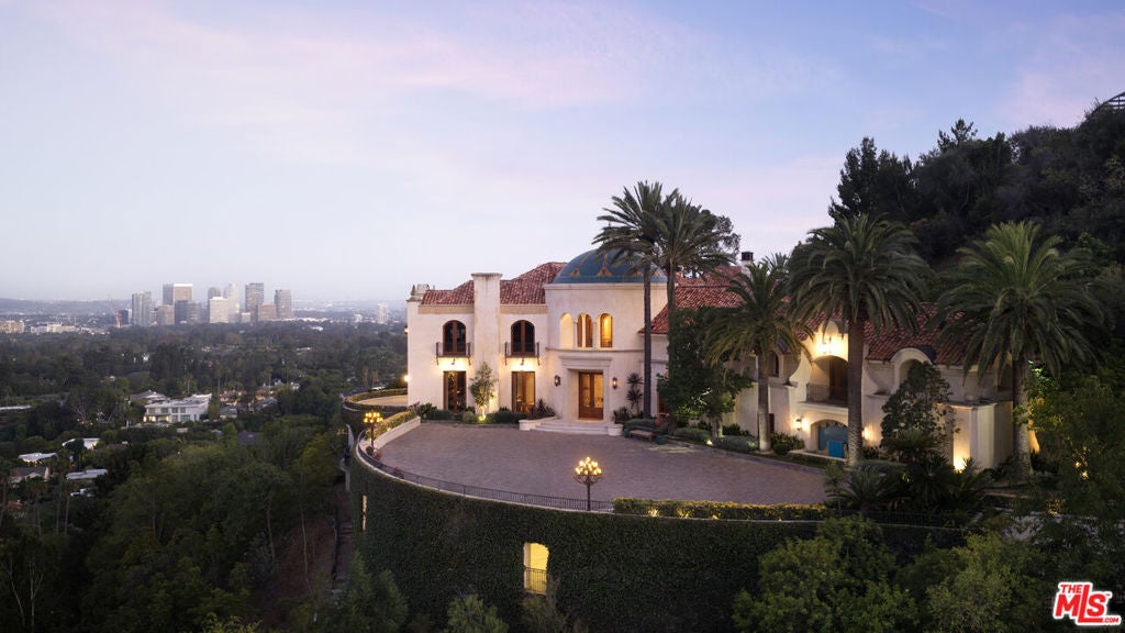 10066 Cielo Drive — photo