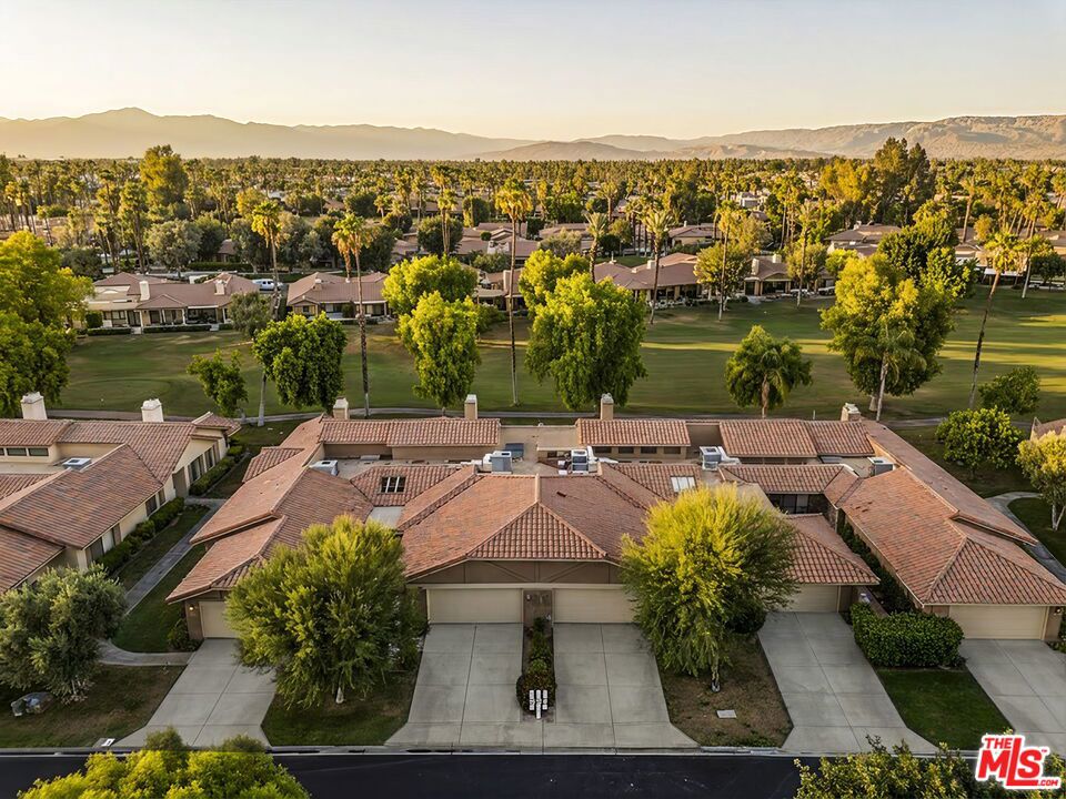 320 S Sierra Madre — photo