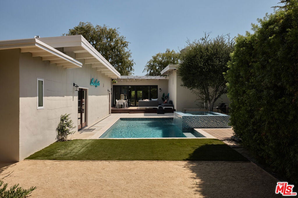 1205 Eagle Vista Drive — photo