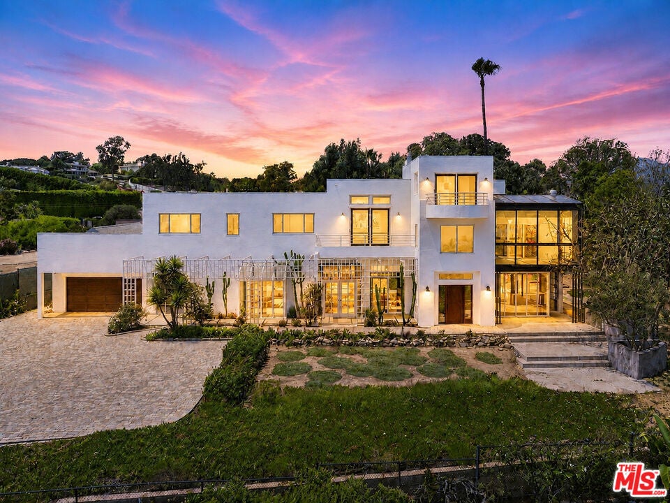 29035 Cliffside Drive — photo