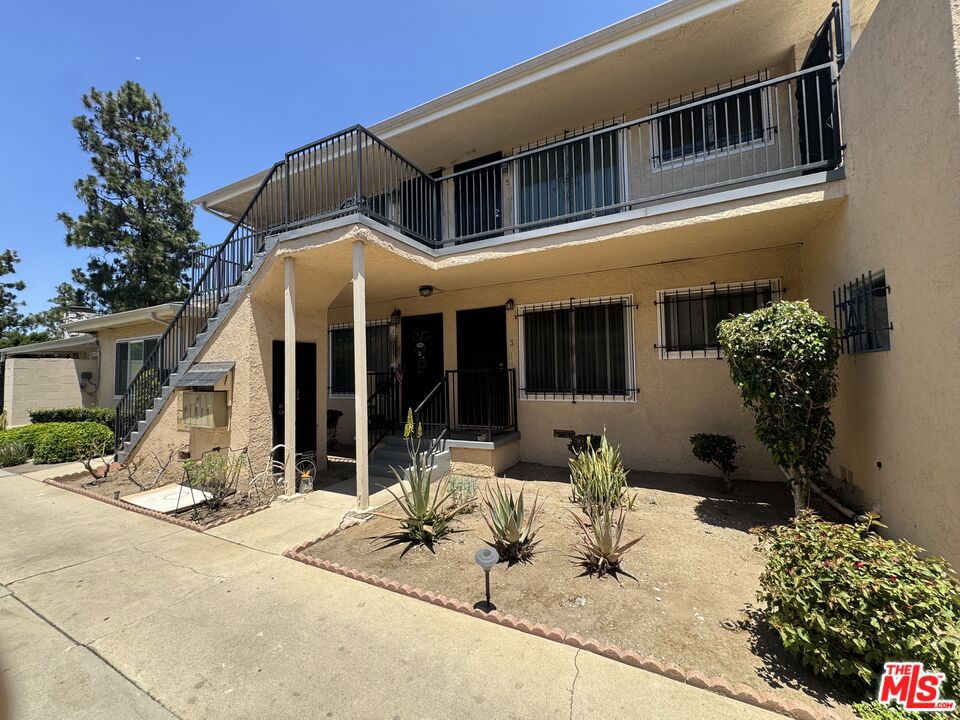 10630 Crenshaw Boulevard 3 — photo