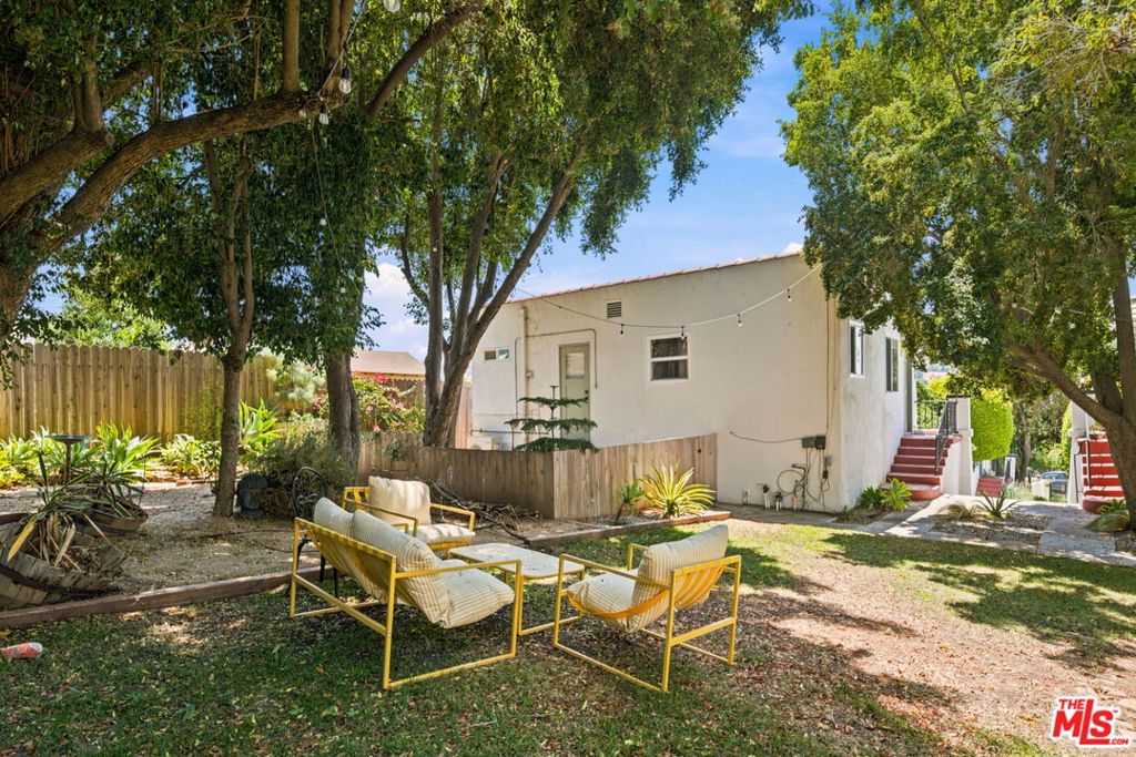 257 Isabel Street — photo