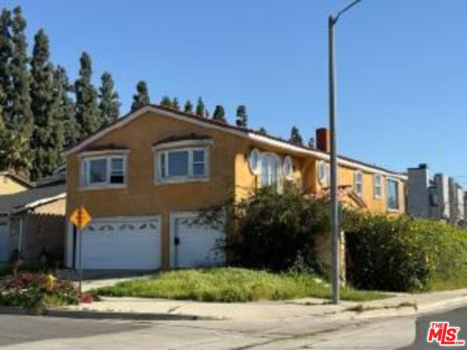 802 E Penrod Drive — photo