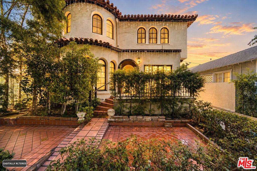 9051 Dicks Street — photo