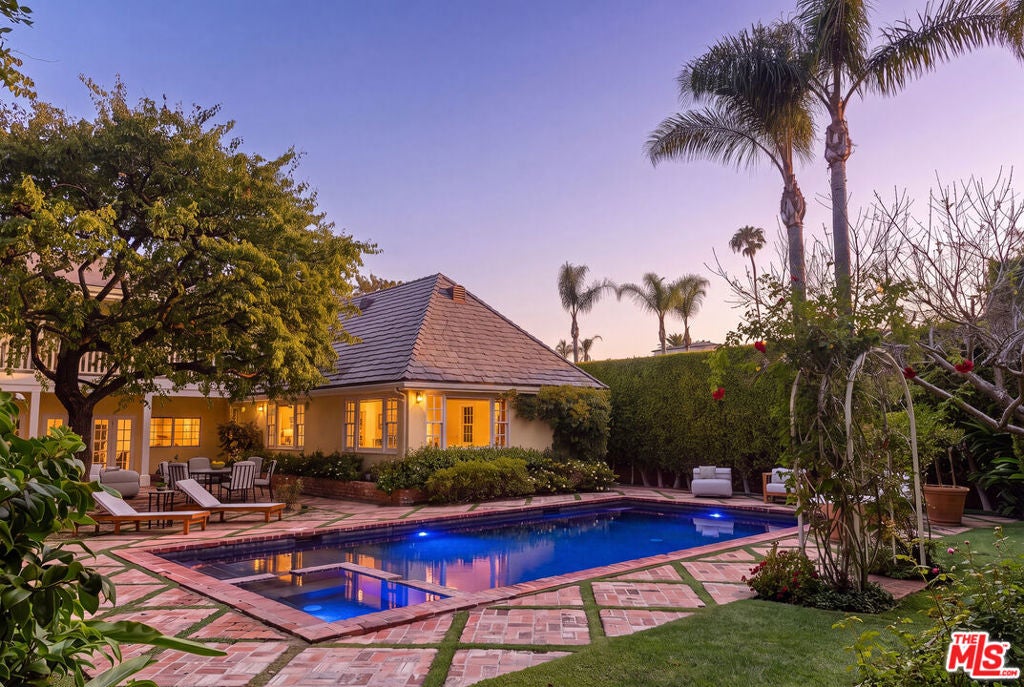 23449 Malibu Colony Road 91a — photo