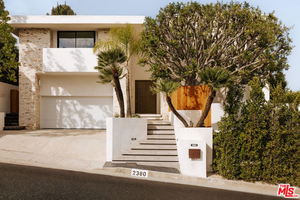 2380 Venus Drive — photo