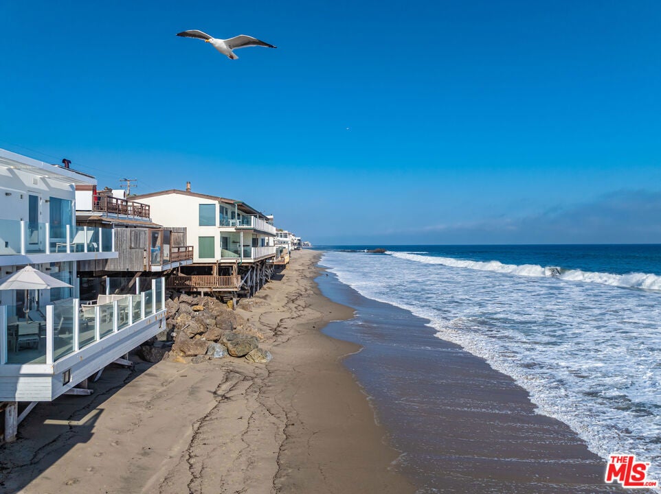 25212 Malibu Road — photo
