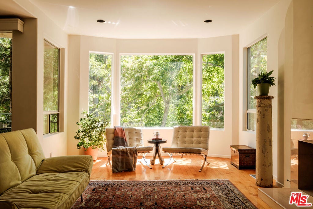 10055 Reevesbury Drive — photo
