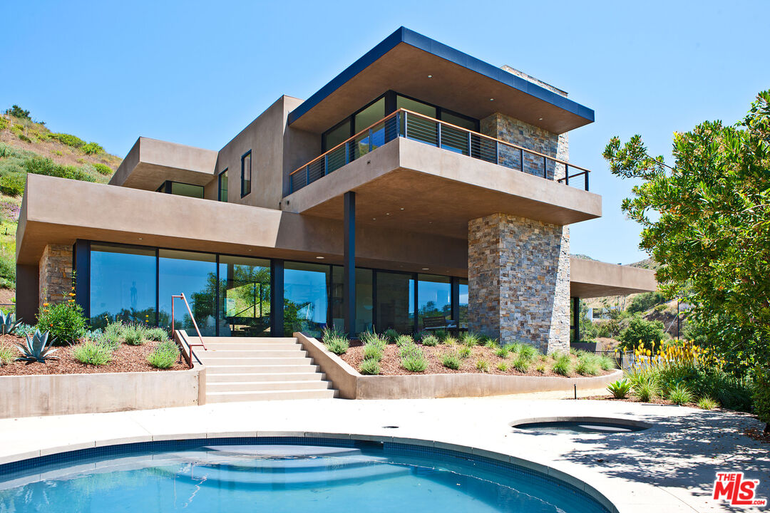 6228 Sycamore Meadows Dr — photo