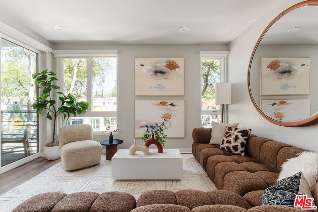 7428 Santa Monica Boulevard 202 — photo