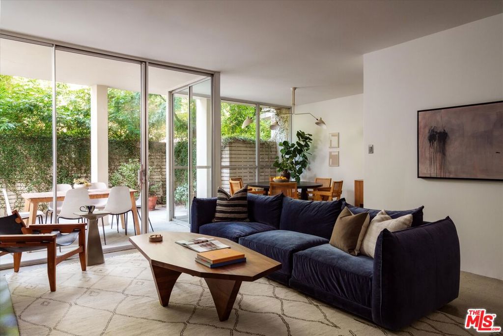 4455 Los Feliz Boulevard 106 — photo