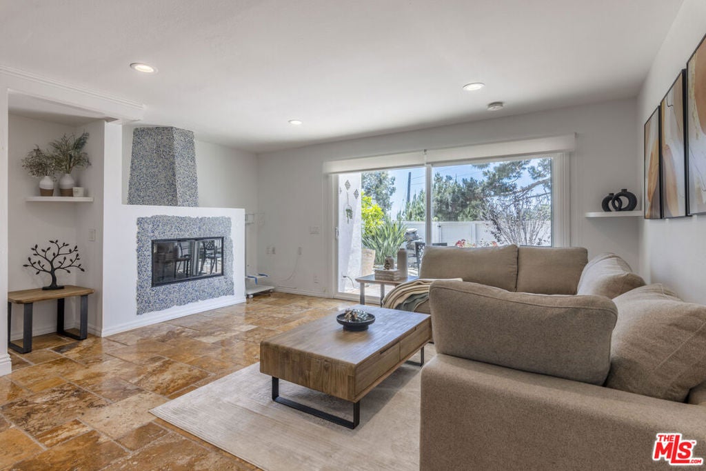 28711 Pacific Coast Highway 30 — photo