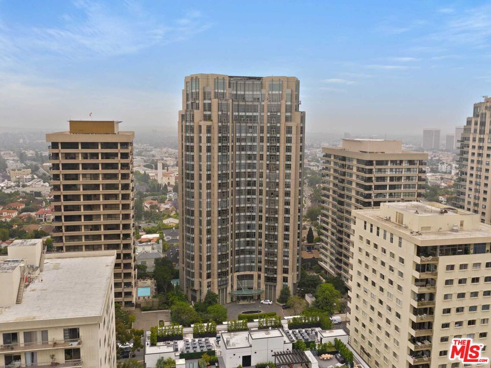 10776 Wilshire Boulevard 603 — photo