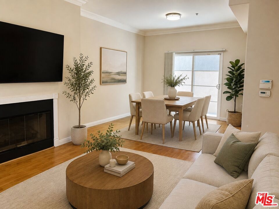 5719 Camellia Avenue 109 — photo