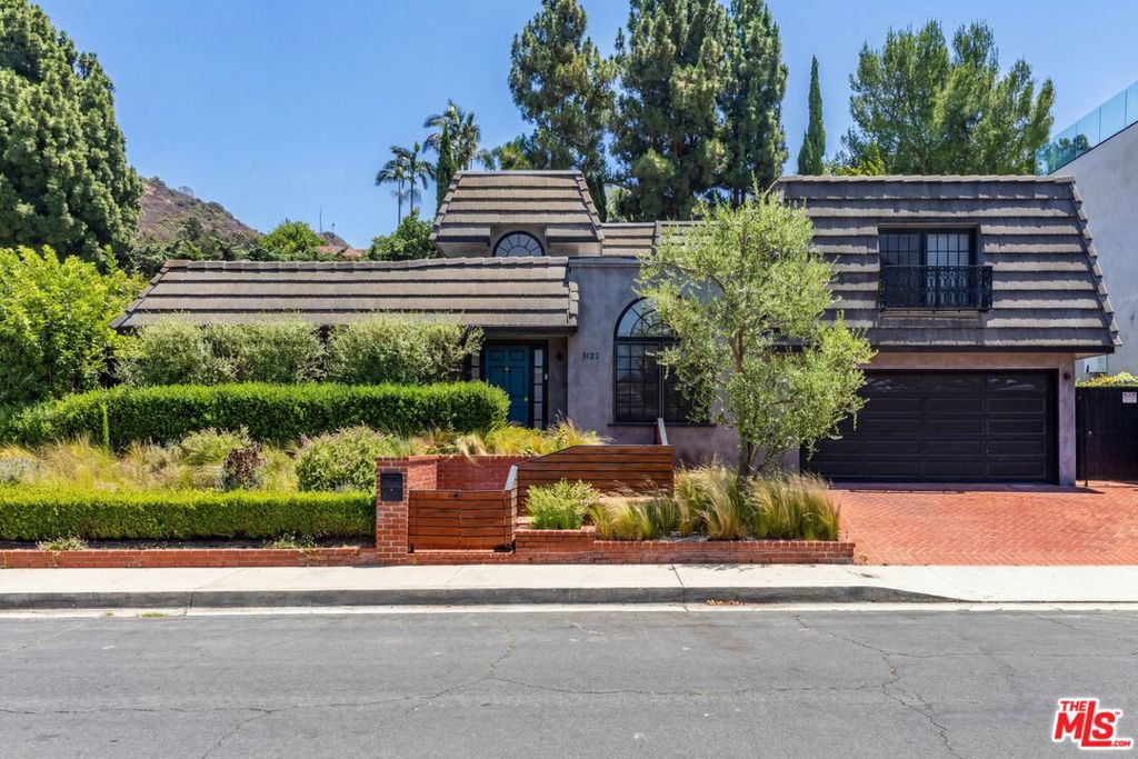 3122 Dona Susana Drive — photo