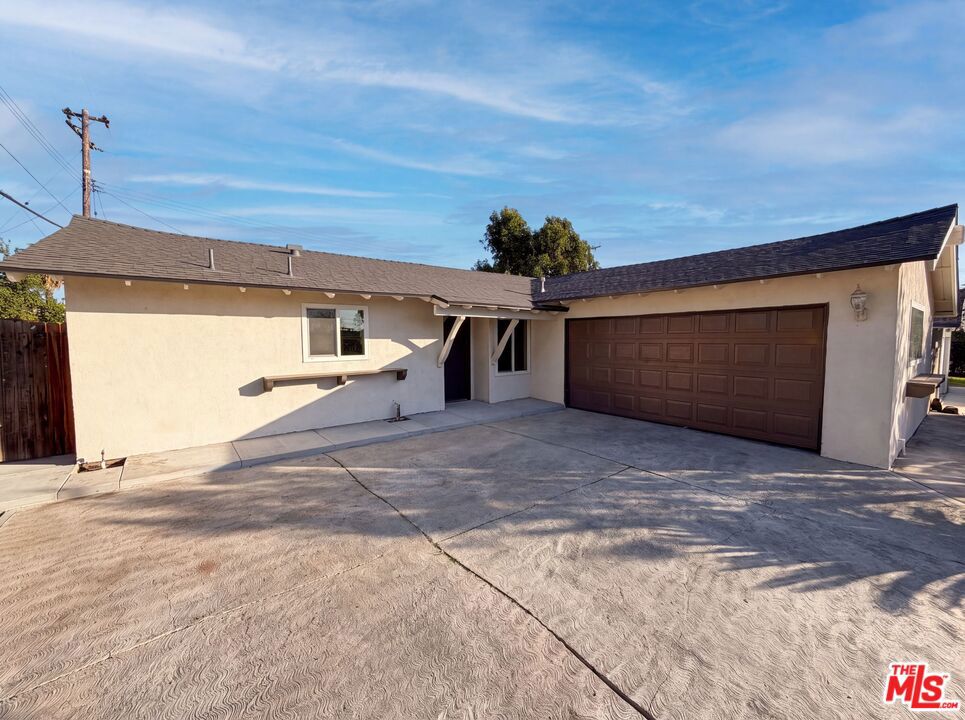 17138 Gumbiner Drive — photo