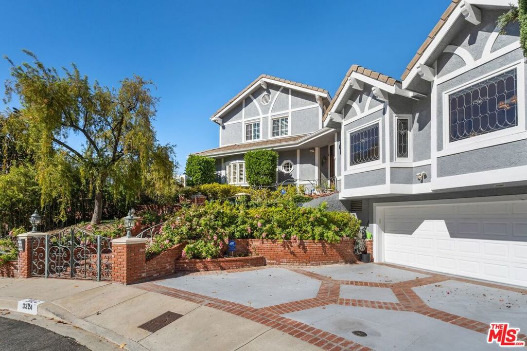 3324 Alana Drive — photo