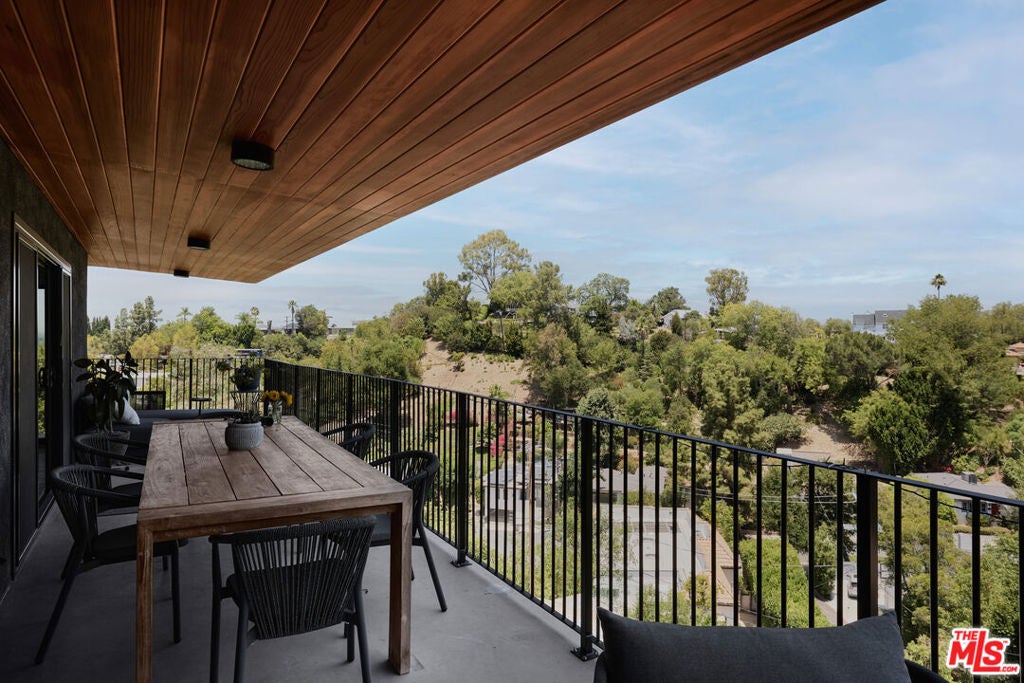 3731 Blue Canyon Drive — photo