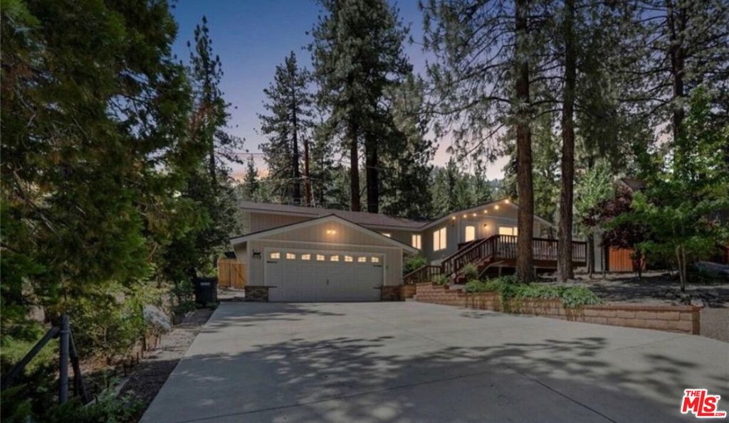 1713 Twin Lakes Road — photo