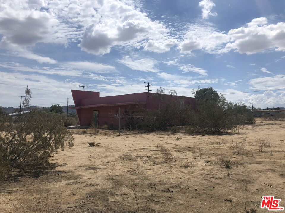 5090 Sunfair Road — photo