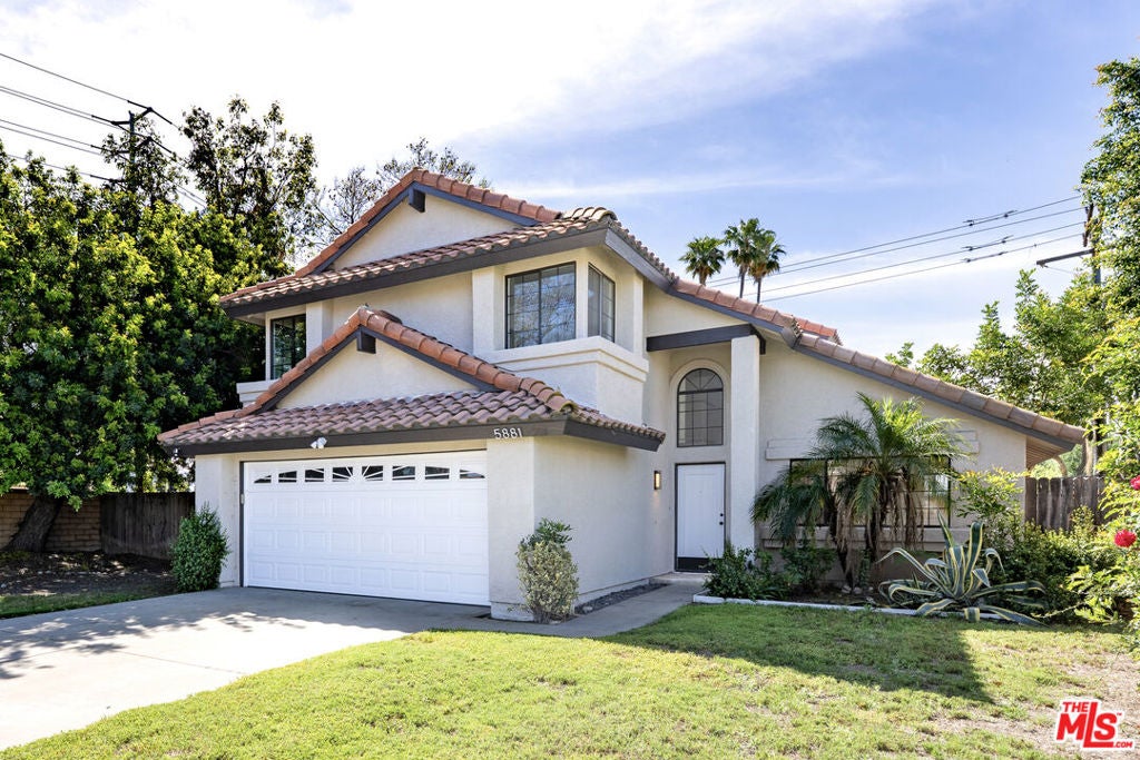 5881 Ashley Court — photo