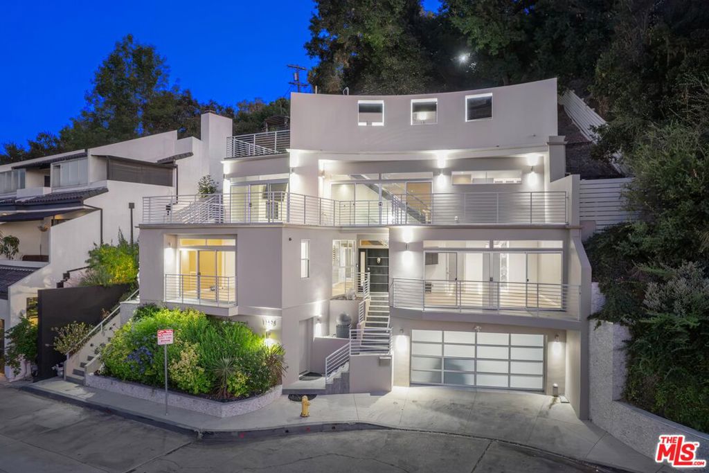 11698 Picturesque Drive — photo