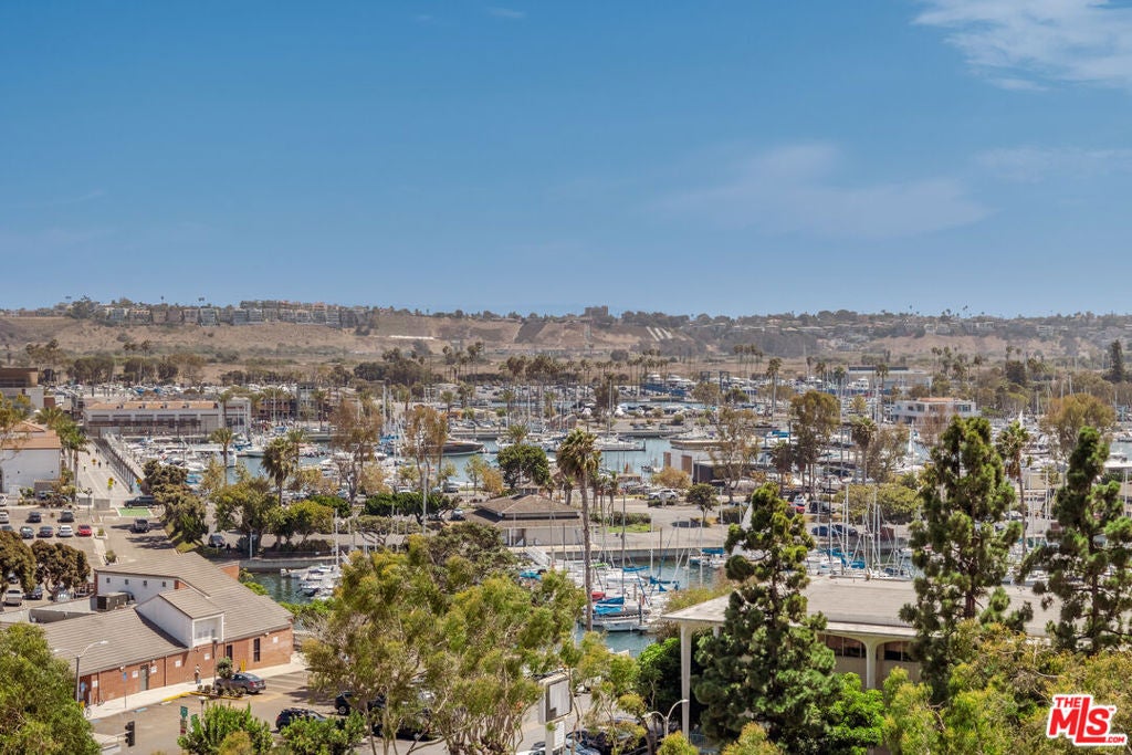 13600 Marina Pointe Drive 907 — photo