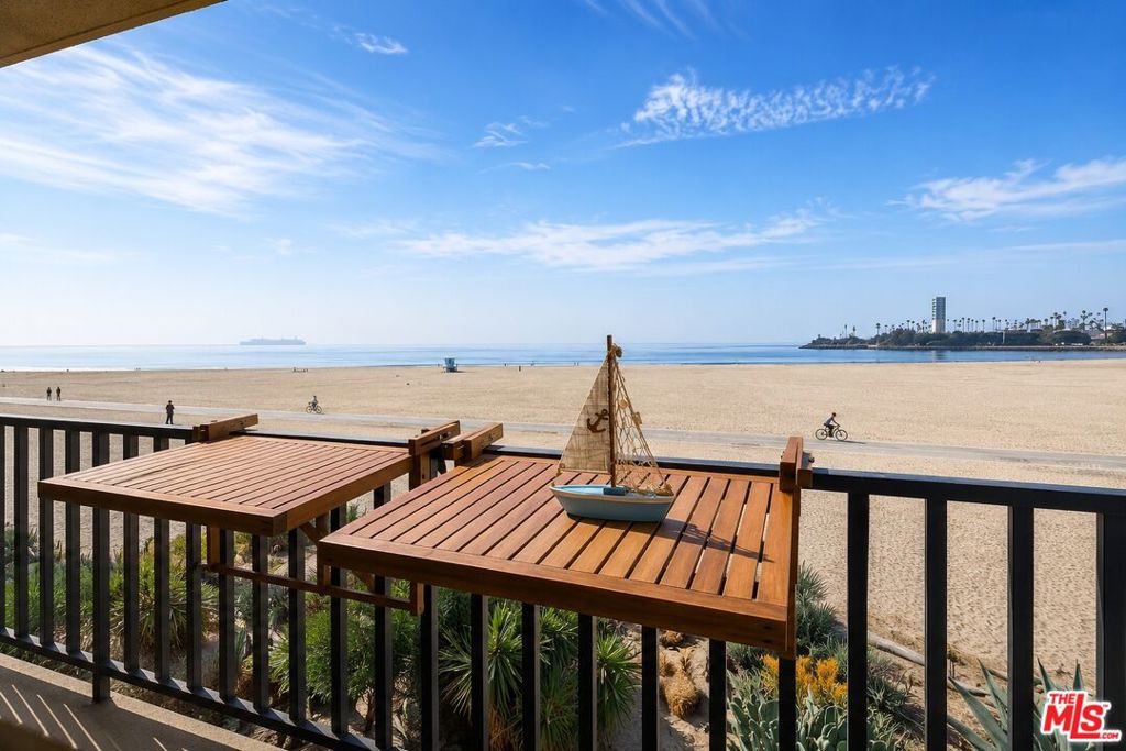 1140 E Ocean Boulevard 235 — photo