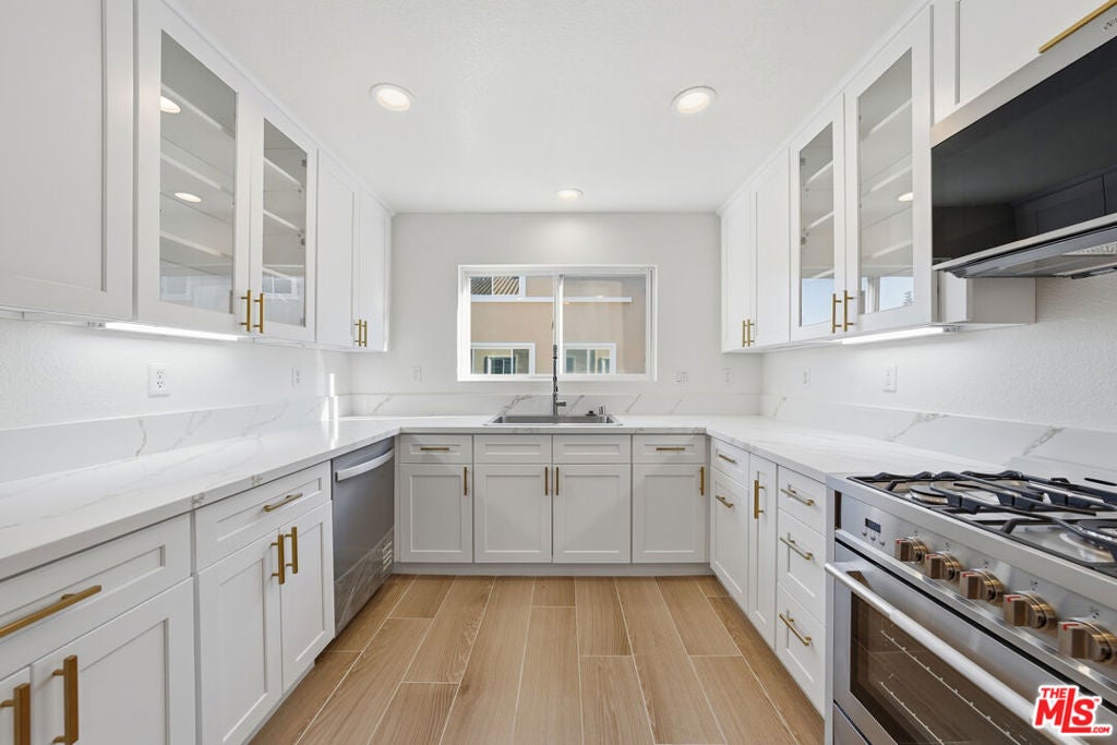 25715 Wagner Way B — photo