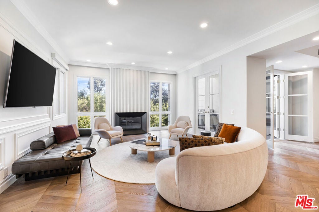 10110 Empyrean Way 204 — photo