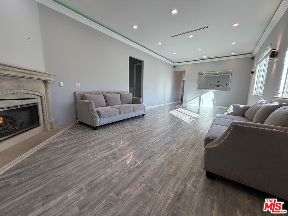 10006 Samoa Ave, Tujunga, CA 91042 — photo 3