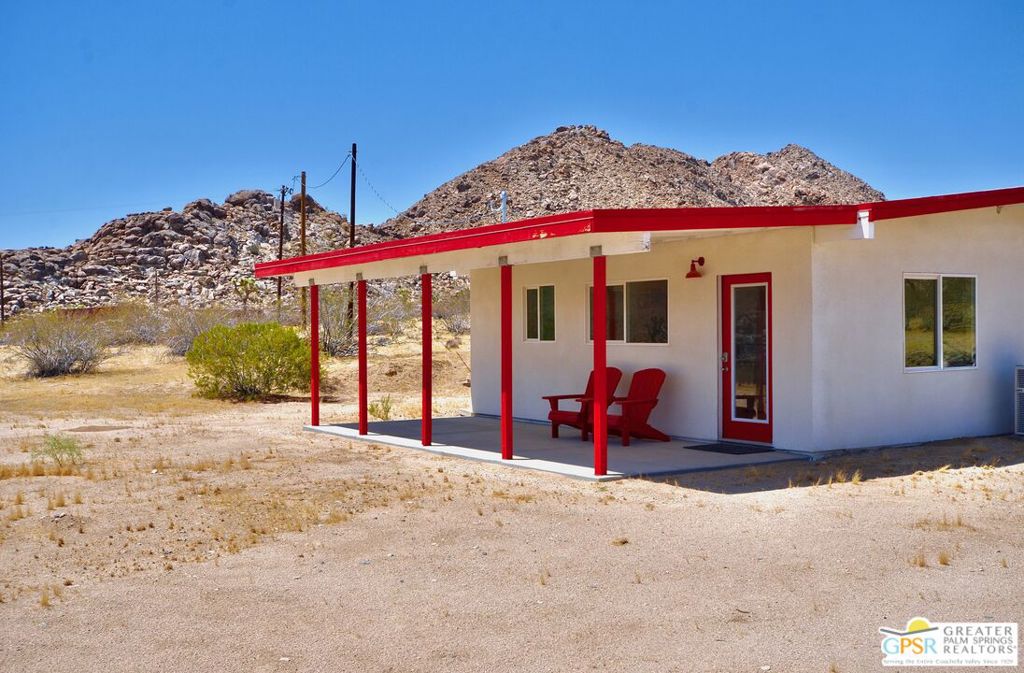 8490 Uphill Road — photo