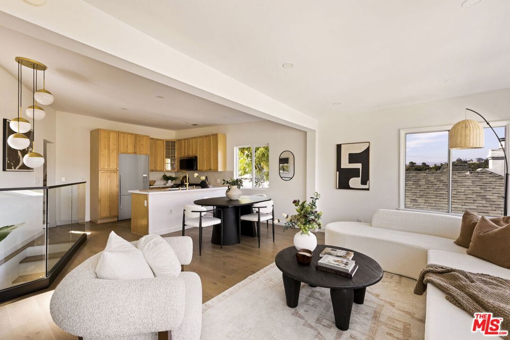 6837 Cahuenga Park Trail — photo
