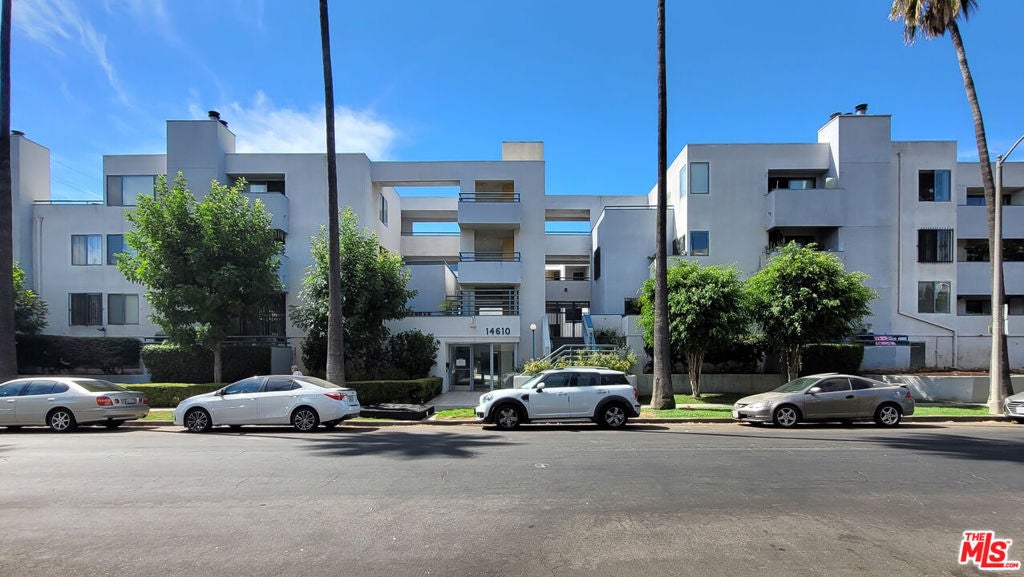 14610 Erwin Street 211 — photo