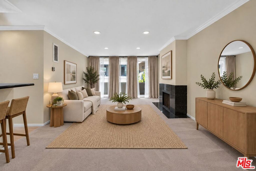 6505 Green Valley Circle 207 — photo