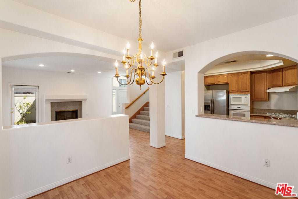 4489 Spencer Street 330 — photo