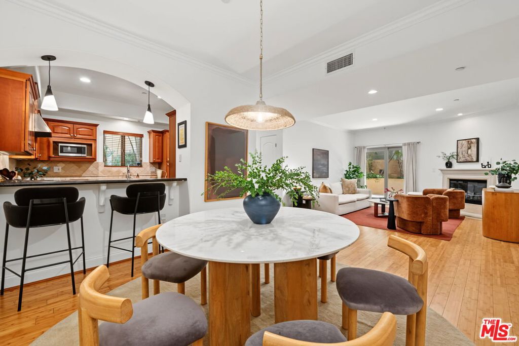 1511 Camden Avenue 103 — photo