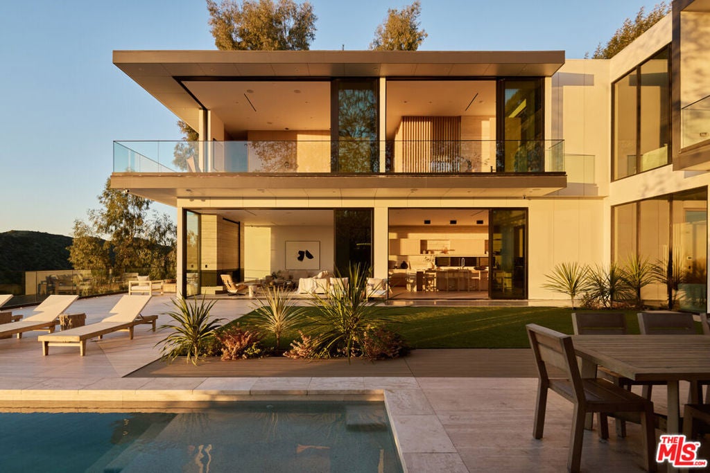 1149 Linda Flora Drive — photo