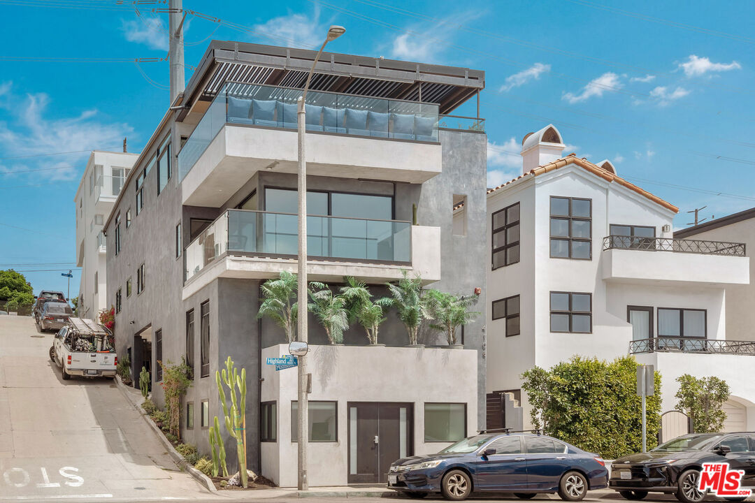 4108 Highland Ave — photo