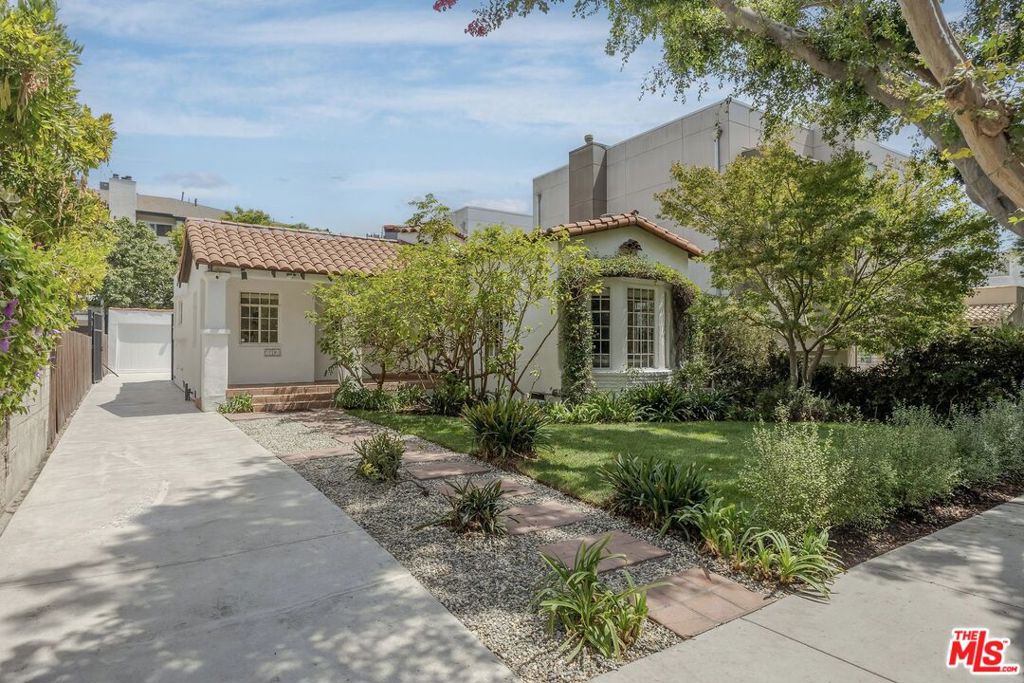 718 Westbourne Drive — photo