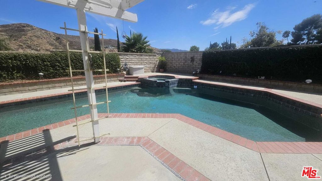 14616 Daisy Meadow Street — photo