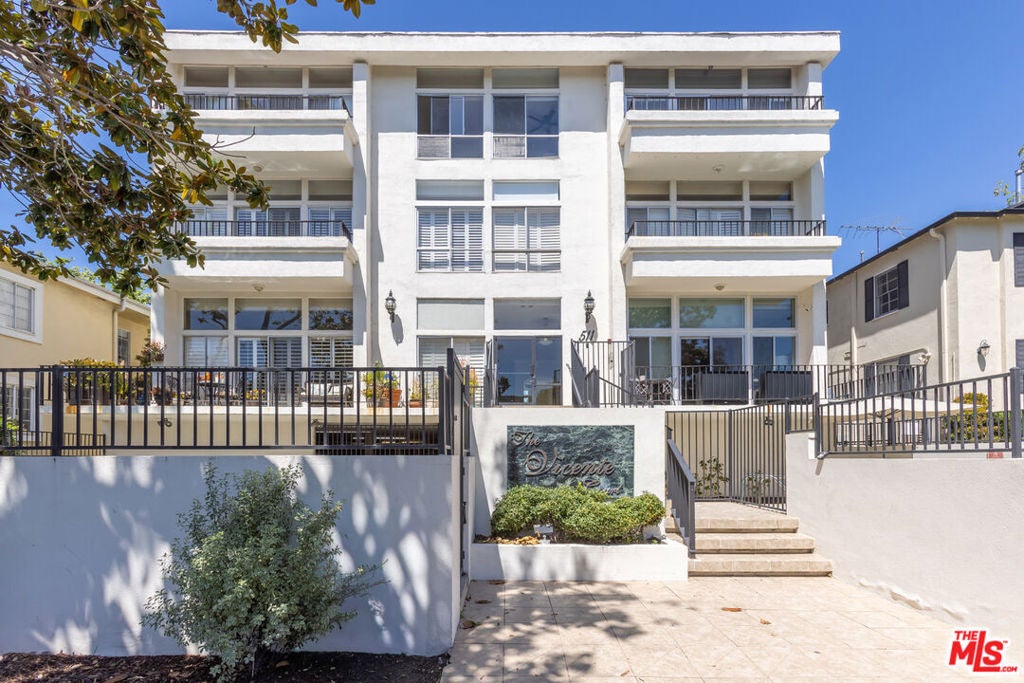 511 San Vicente Boulevard 107 — photo
