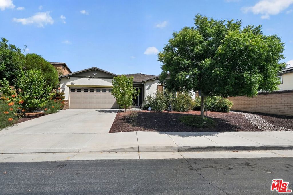 30272 Rustler Way — photo