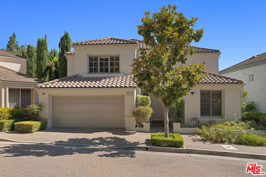 11738 Ipswich Court — photo