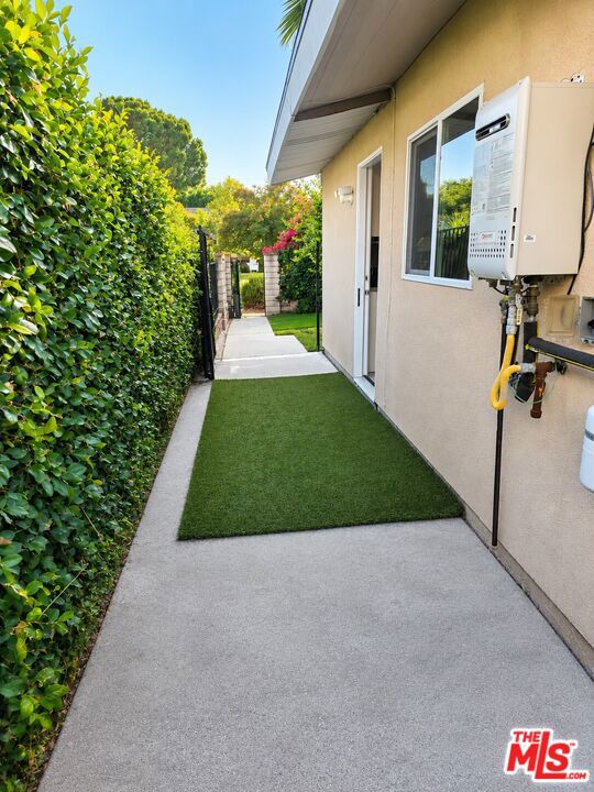 22619 Enadia Way — photo