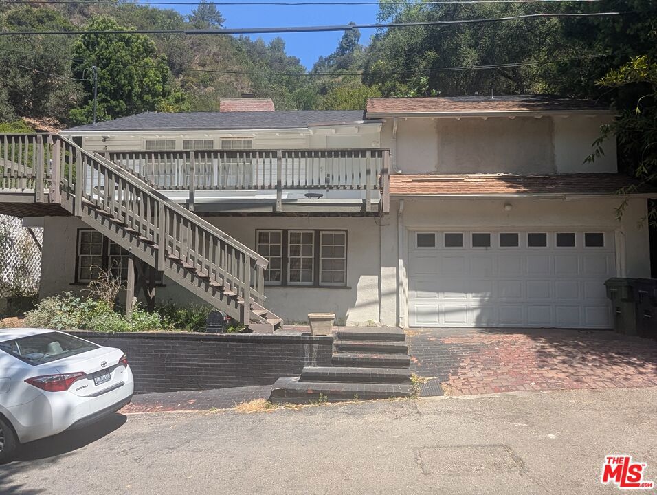 9699 Yoakum Drive — photo
