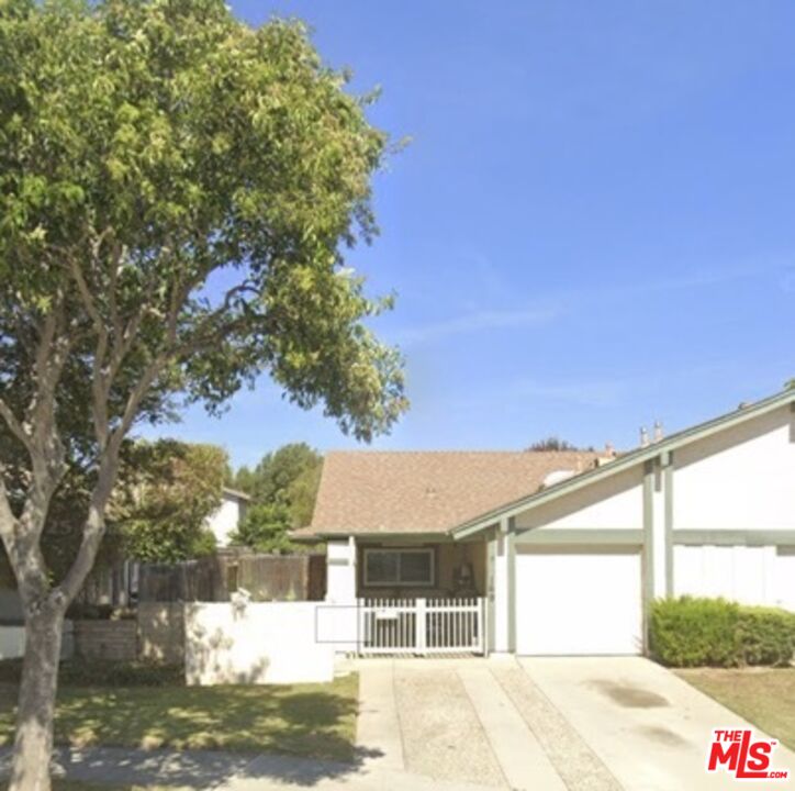 169 Ripley St — photo