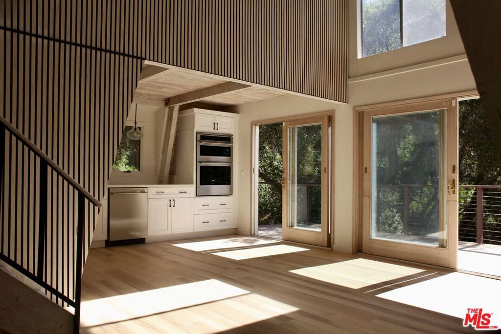1578 Topanga Skyline Drive — photo