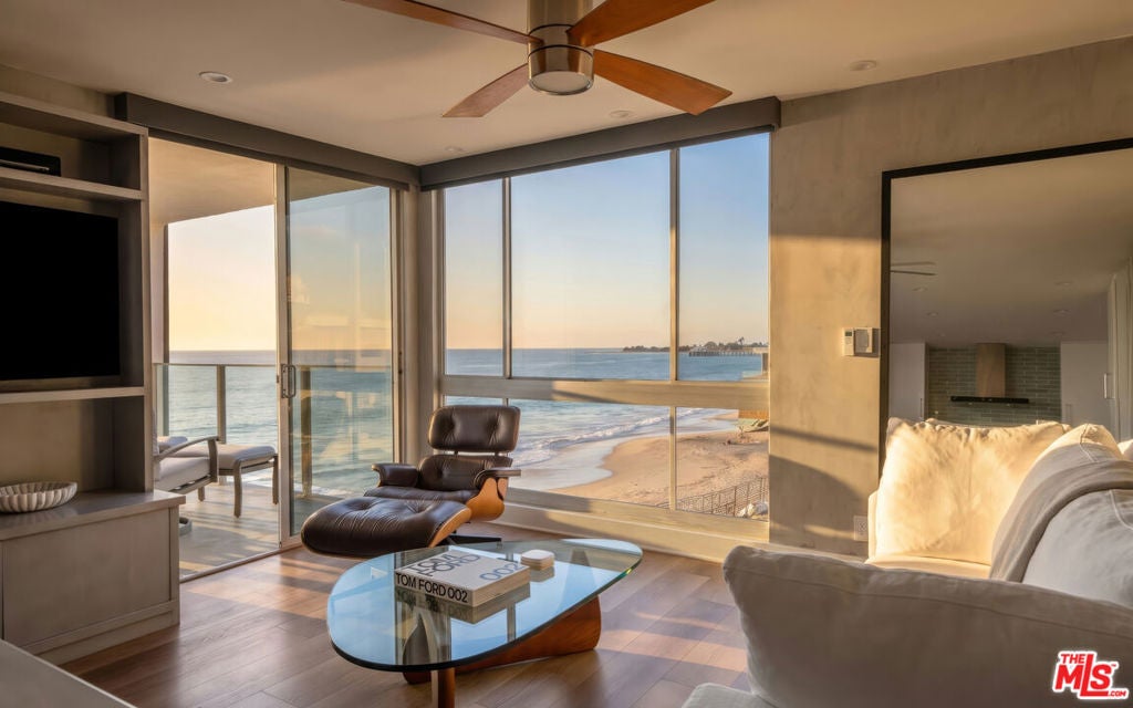 22548 Pacific Coast Highway 308 — photo