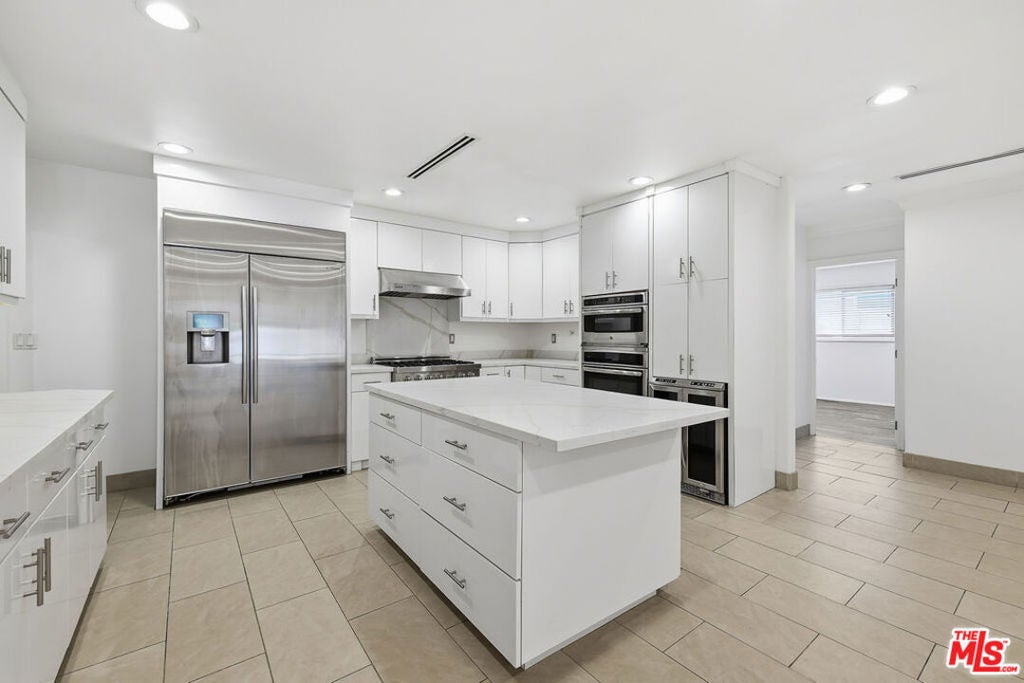 14755 Valleyheart Drive — photo